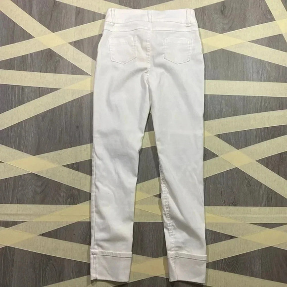 Like an Angel 😇 White Distressed Jeans 👼 - Picture 4 of 4